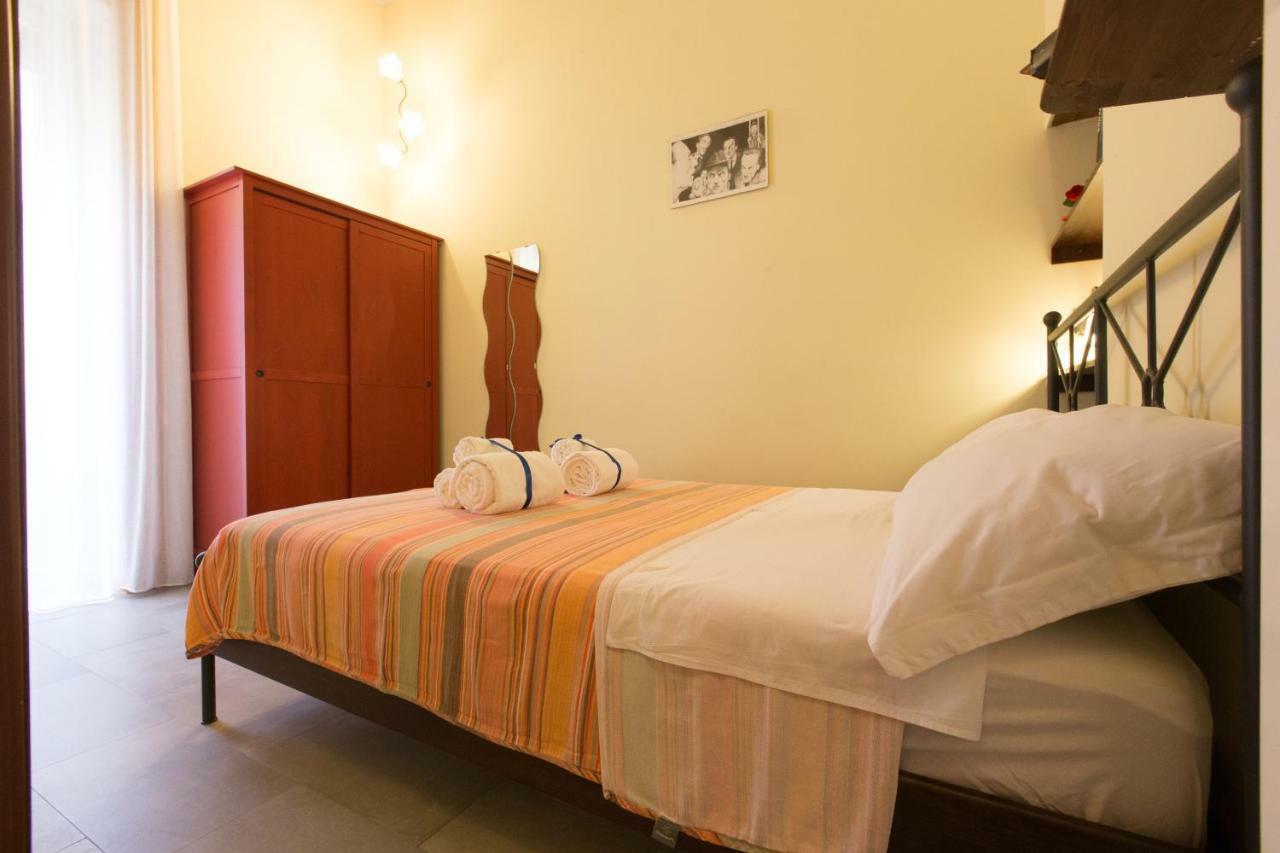 La Fontana Di Rua Catalana Apartment Naples Exterior photo